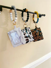 Load image into Gallery viewer, Wristlet Wallet