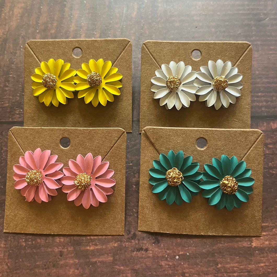 Daisy earrings