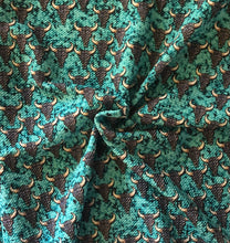 Load image into Gallery viewer, Leopard skull on turquoise (RD)
